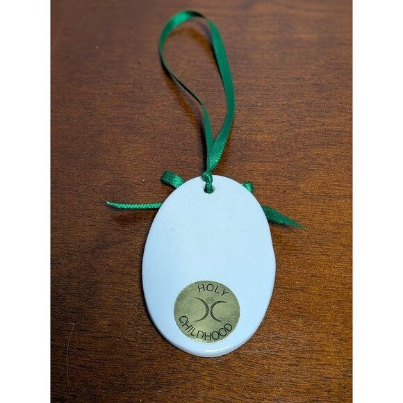 Holy Childhood Ceramic Shamrock Ornament Green Ribbon St. Patrick's Day Irish - Picture 2 of 3